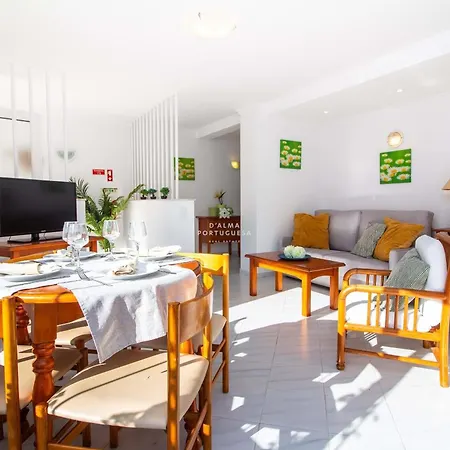 Apartment Downtown - By D'alma Portuguesa Albufeira